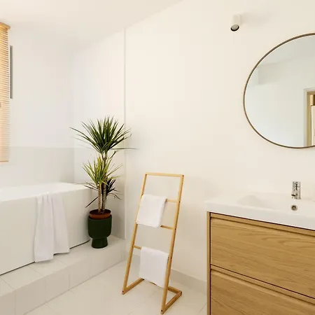 아파트 Four Seasons Old Town - Spring 바르샤바