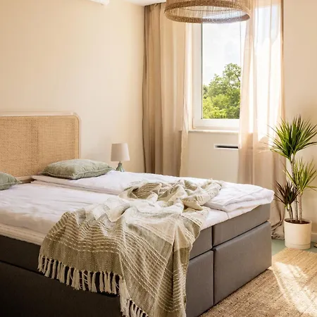 Four Seasons Old Town - Spring