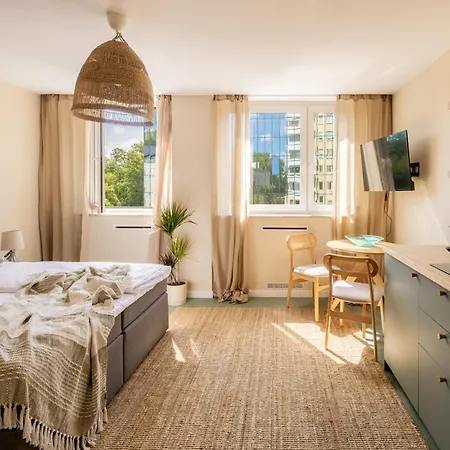 Four Seasons Old Town - Spring Warszawa